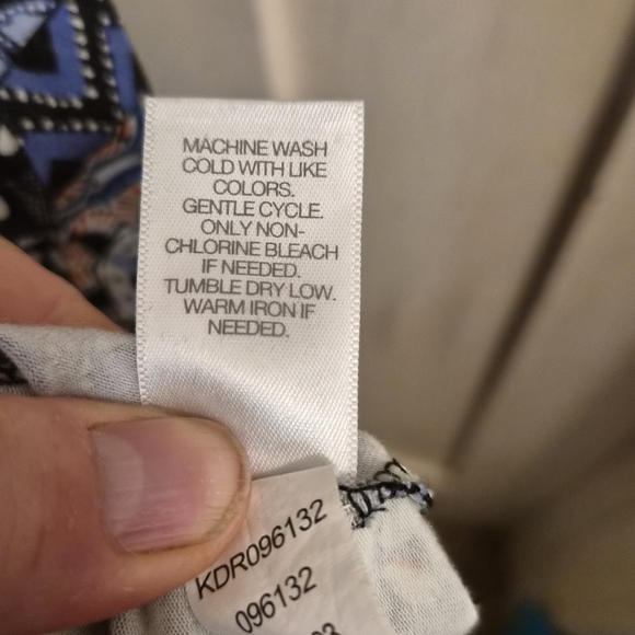 Bohemian Patterned Sleeveless Dress - Picture 3 of 4